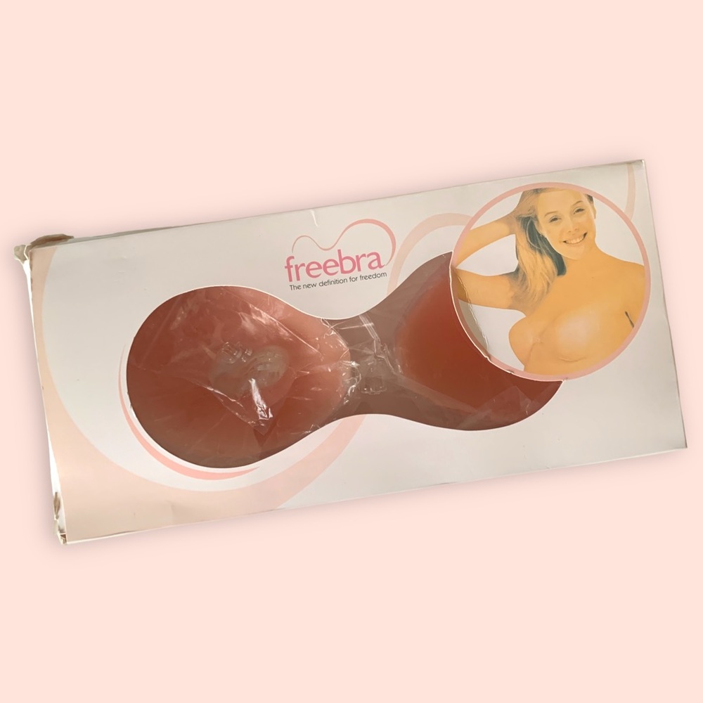 Freebra Sticky Bra with Invisible Adjustable Removable Straps in Nude (B-cup)